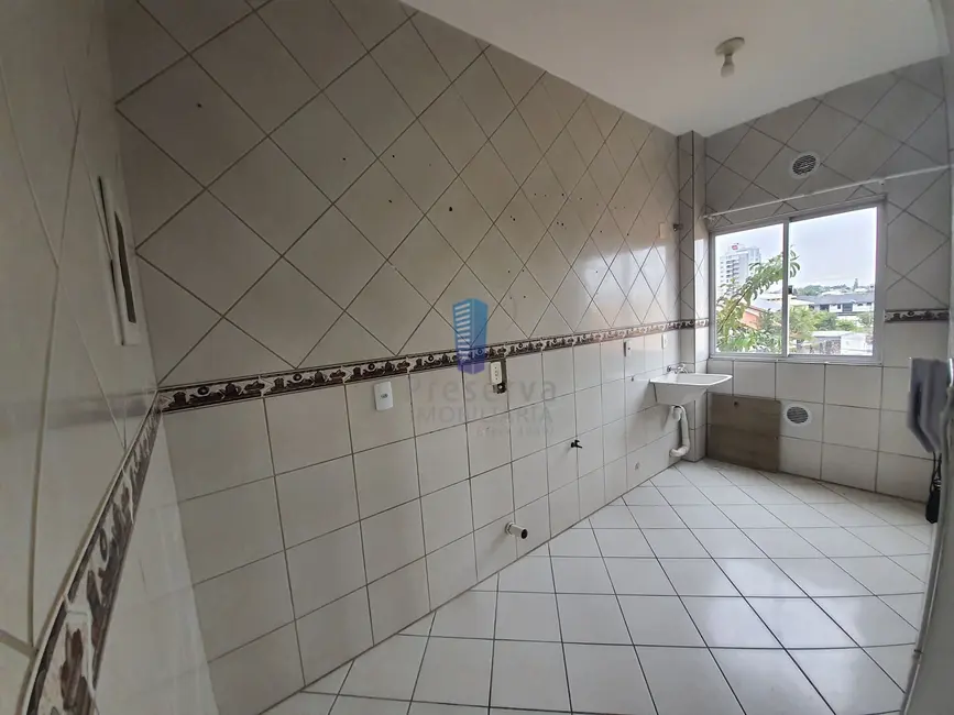 Apartamento com 2 quartos para alugar, 50m2 em Dom Bosco, Itajai - SC - imagem 4 Foto 4 de Apartamento com 2 quartos para alugar, 50m2 em Dom Bosco, Itajai - SC