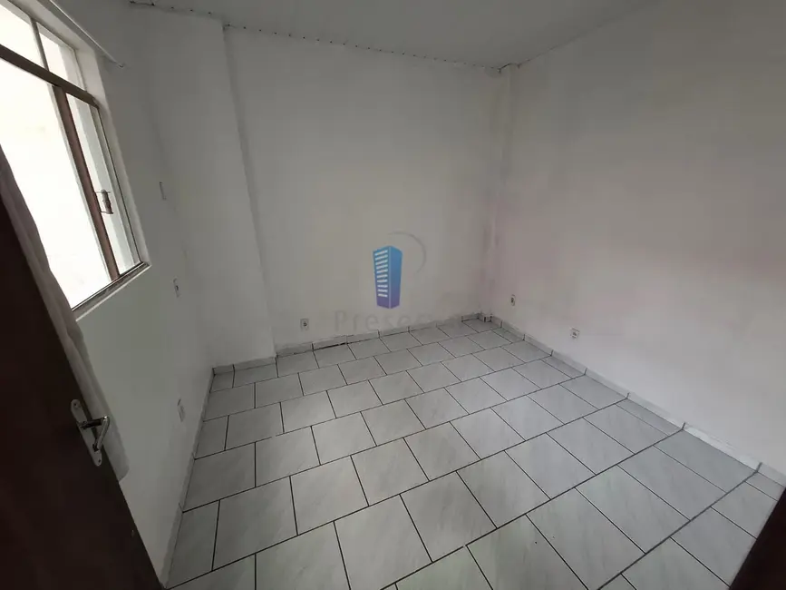 Casa com 3 quartos para alugar, 145m2 em Centro, Itajai - SC - imagem 6 Foto 6 de Casa com 3 quartos para alugar, 145m2 em Centro, Itajai - SC