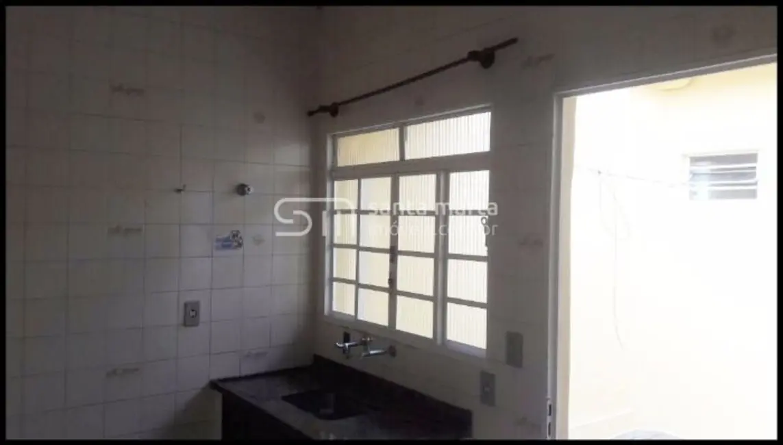 Foto 4 de Casa com 2 quartos à venda, 300m2 em Vila Geny, Lorena - SP