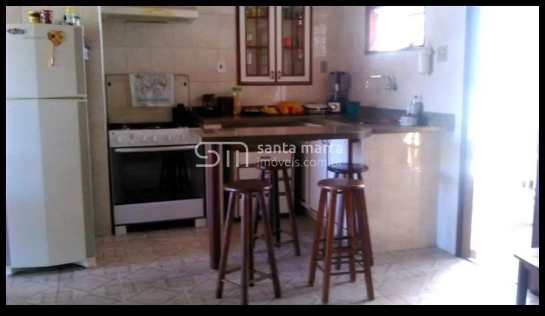 Chácara com 3 quartos à venda, 300m2 em Lorena - SP - imagem 4 Foto 4 de Chácara com 3 quartos à venda, 300m2 em Lorena - SP