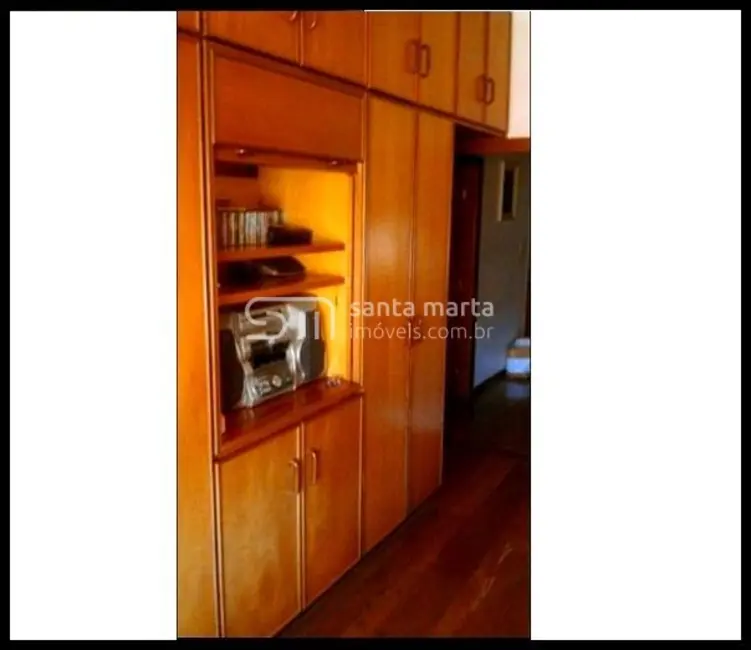 Chácara com 3 quartos à venda, 300m2 em Lorena - SP - imagem 6 Foto 6 de Chácara com 3 quartos à venda, 300m2 em Lorena - SP