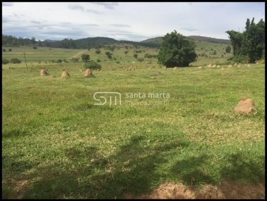 Foto 2 de Terreno / Lote à venda, 2940m2 em Pindamonhangaba - SP