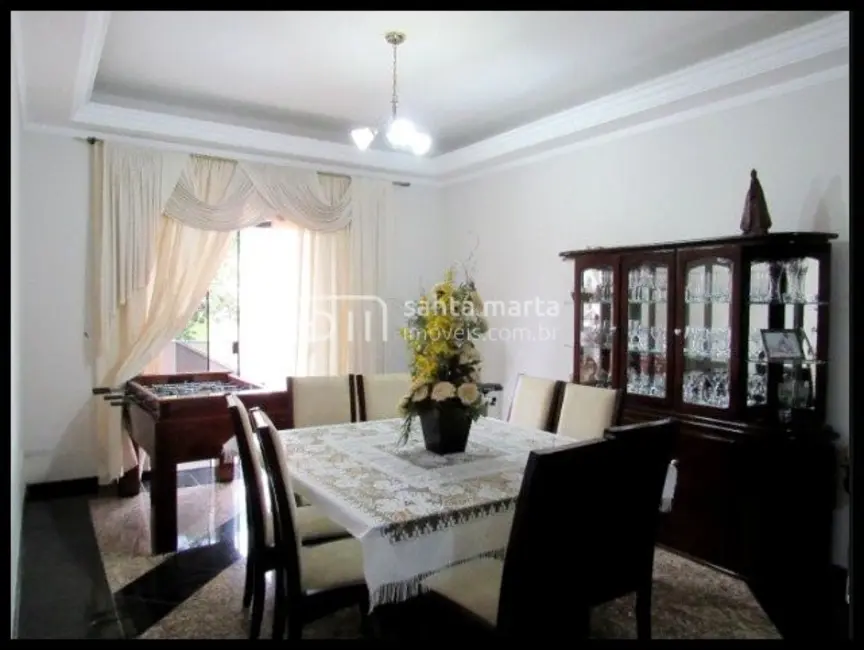 Foto 4 de Sobrado com 3 quartos à venda, 300m2 em Vila Nunes, Lorena - SP