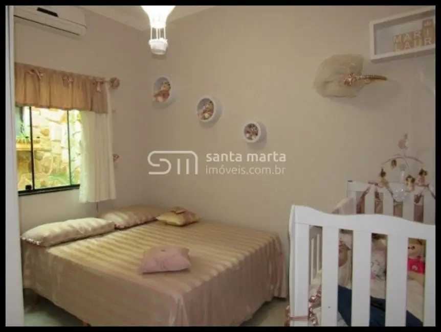 Foto 9 de Sobrado com 3 quartos à venda, 300m2 em Vila Nunes, Lorena - SP