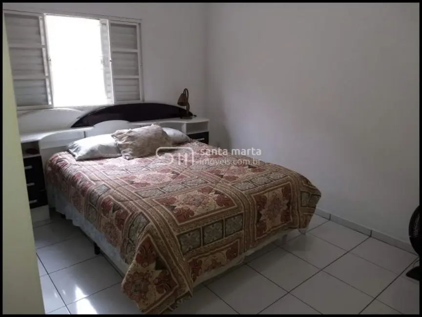 Casa com 2 quartos à venda, 24m2 em Cidade Industrial, Lorena - SP - imagem 4 Foto 4 de Casa com 2 quartos à venda, 24m2 em Cidade Industrial, Lorena - SP