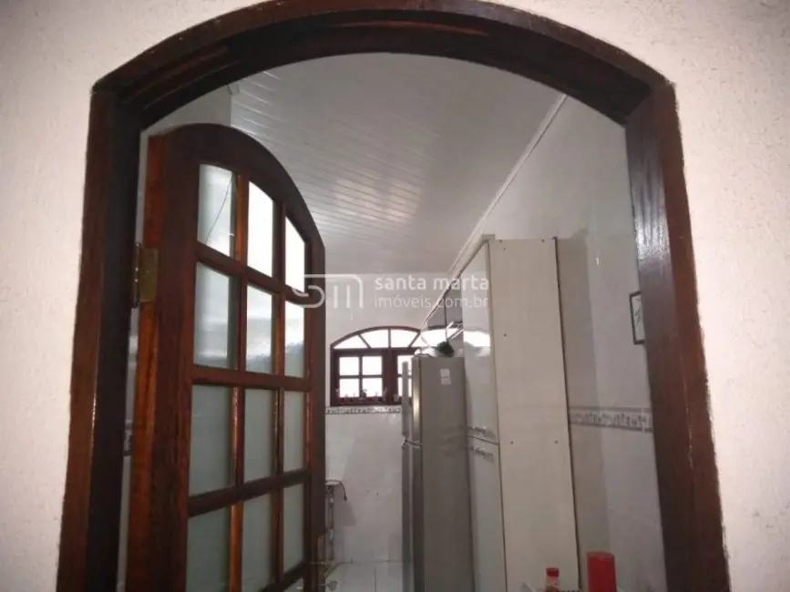 Casa com 3 quartos à venda, 24m2 em Piquete - SP - imagem 3 Foto 3 de Casa com 3 quartos à venda, 24m2 em Piquete - SP