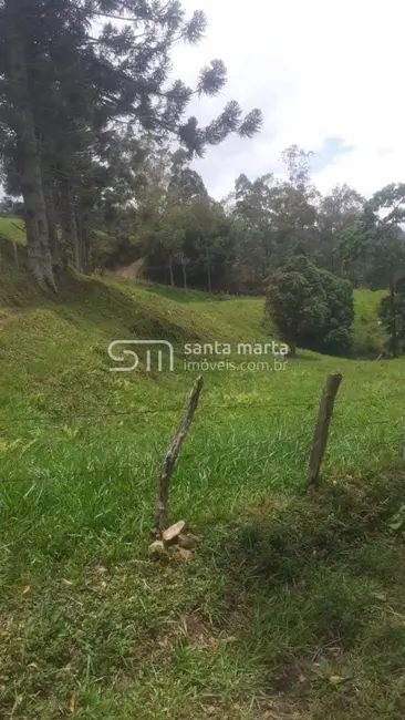 Chácara com 1 quarto à venda, 24m2 em Piquete - SP - imagem 4 Foto 4 de Chácara com 1 quarto à venda, 24m2 em Piquete - SP
