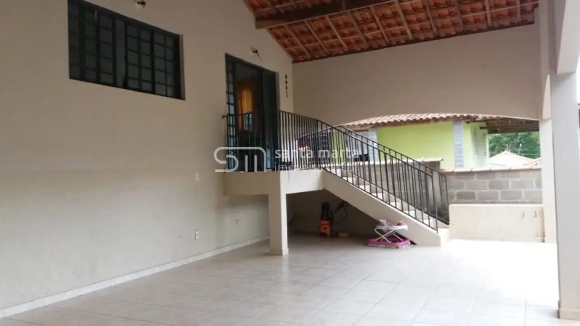 Foto 1 de Chácara com 3 quartos à venda, 24m2 em Delfim Moreira - MG