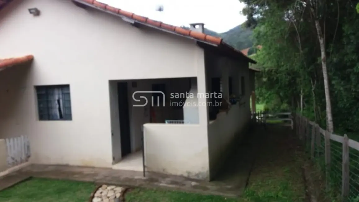 Foto 2 de Chácara com 3 quartos à venda, 24m2 em Delfim Moreira - MG