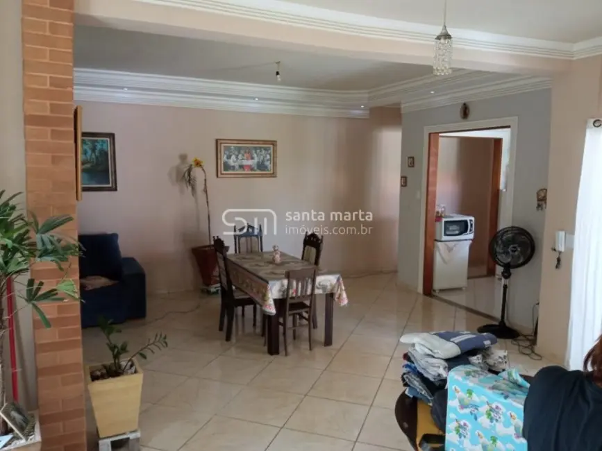 Foto 8 de Casa com 3 quartos à venda, 24m2 em Parque Mondesir, Lorena - SP