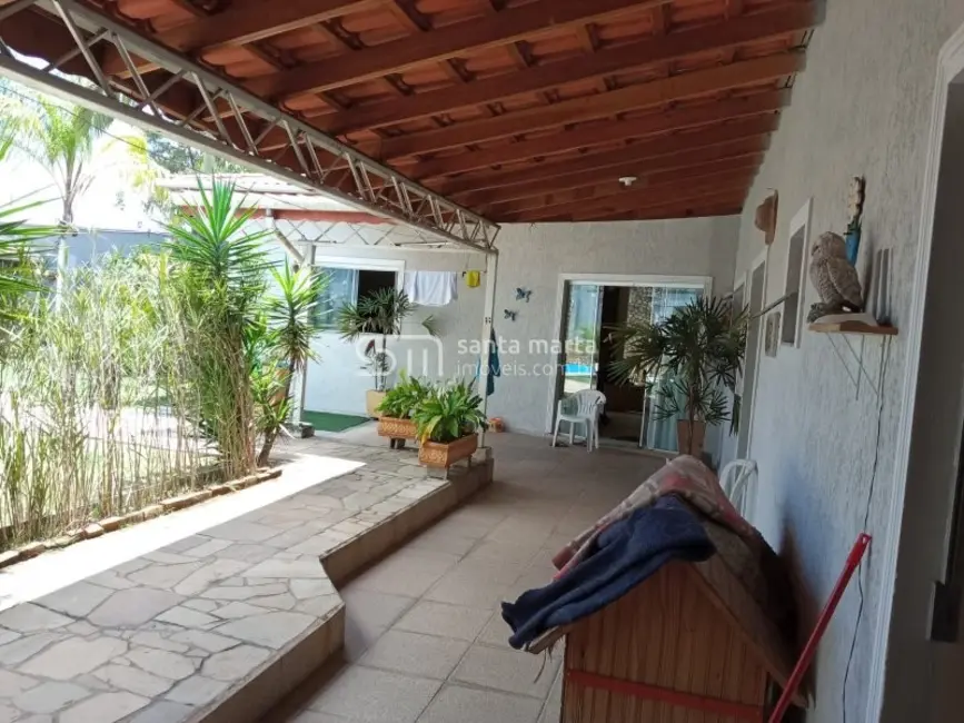 Foto 6 de Casa com 3 quartos à venda, 24m2 em Parque Mondesir, Lorena - SP