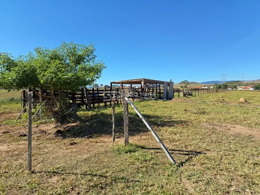 Foto 3 de Terreno / Lote à venda, 432m2 em Lorena - SP