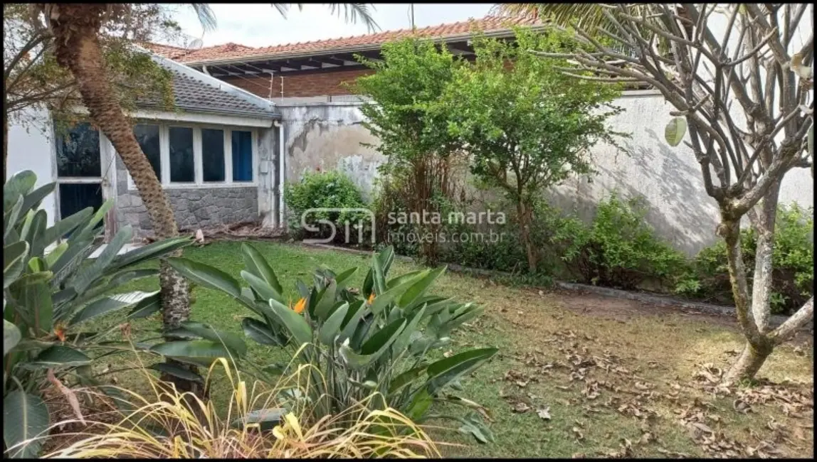 Foto 2 de Sobrado com 3 quartos à venda, 24m2 em Lorena - SP