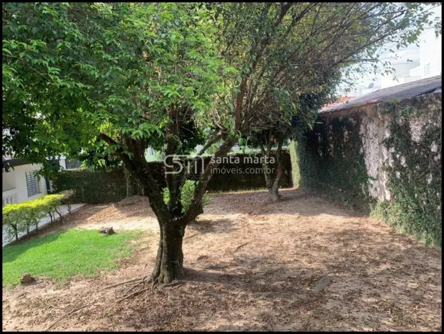 Foto 1 de Terreno / Lote à venda, 184m2 em Centro, Lorena - SP