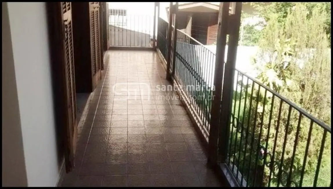 Foto 3 de Sobrado com 3 quartos à venda, 24m2 em São Benedito, Guaratingueta - SP