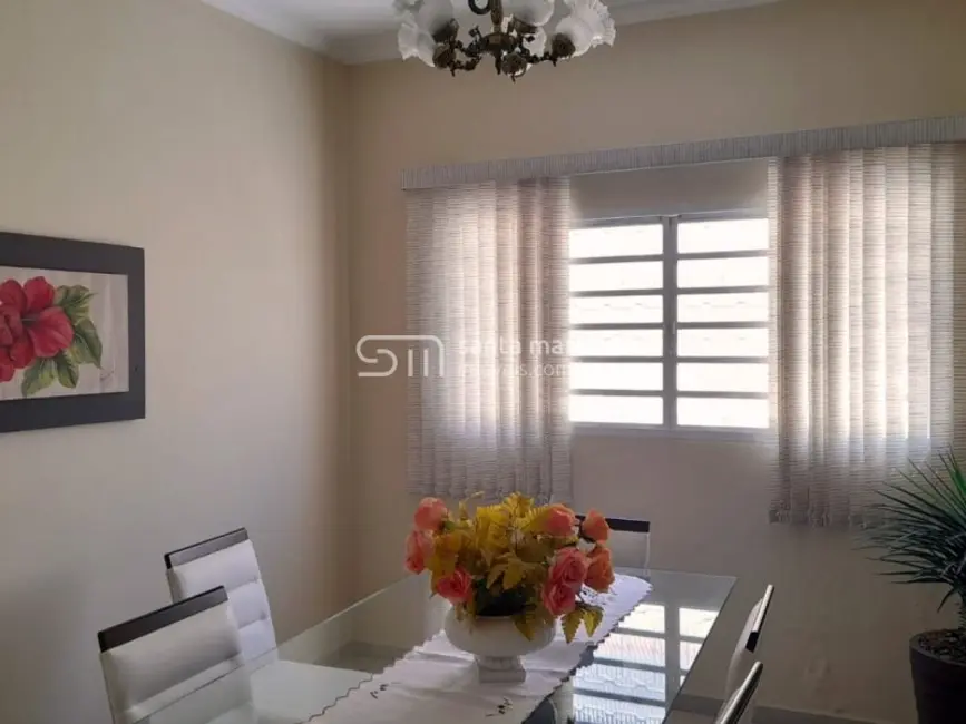 Foto 6 de Sobrado com 4 quartos à venda, 267m2 em Vila Geny, Lorena - SP