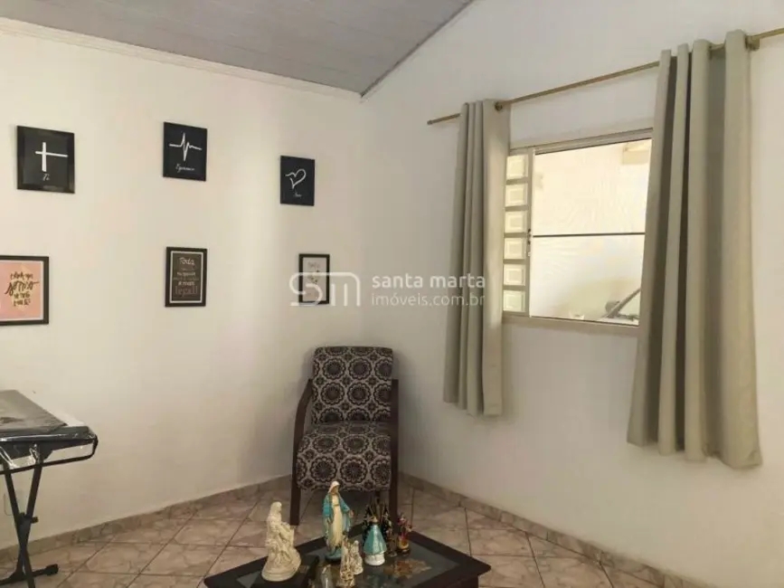 Foto 2 de Casa com 3 quartos à venda, 300m2 em Vila Geny, Lorena - SP