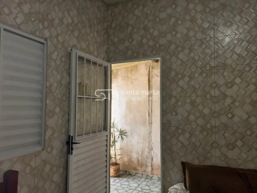 Foto 8 de Casa com 3 quartos à venda, 200m2 em Vila Passos, Lorena - SP