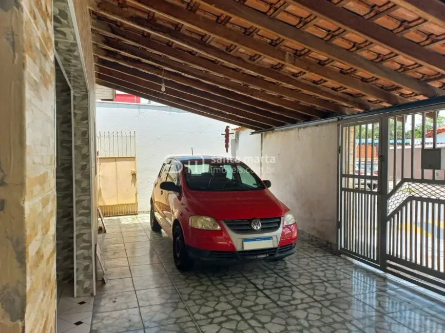 Foto 1 de Casa com 3 quartos à venda, 200m2 em Vila Passos, Lorena - SP