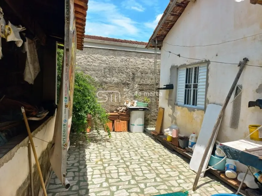 Foto 4 de Casa com 3 quartos à venda, 200m2 em Vila Passos, Lorena - SP