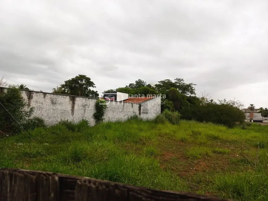Foto 1 de Terreno / Lote à venda, 750m2 em Lorena - SP