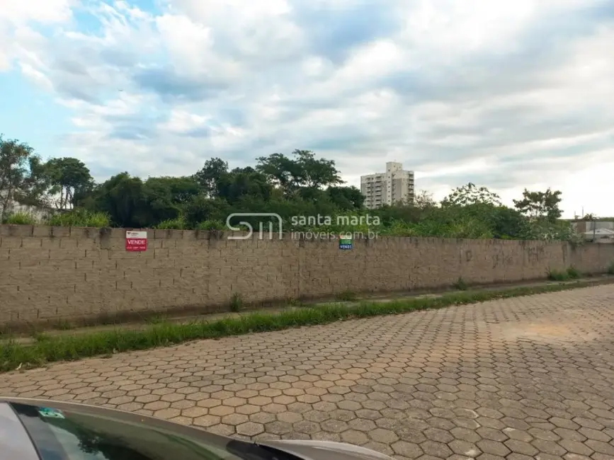 Foto 2 de Terreno / Lote à venda, 2700m2 em Lorena - SP