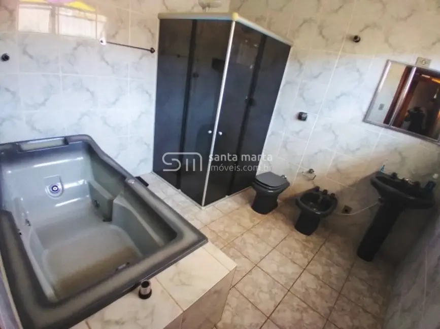 Foto 9 de Sobrado com 3 quartos à venda, 300m2 em Lorena - SP