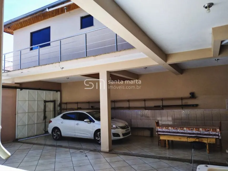 Foto 7 de Sobrado com 3 quartos à venda, 300m2 em Lorena - SP