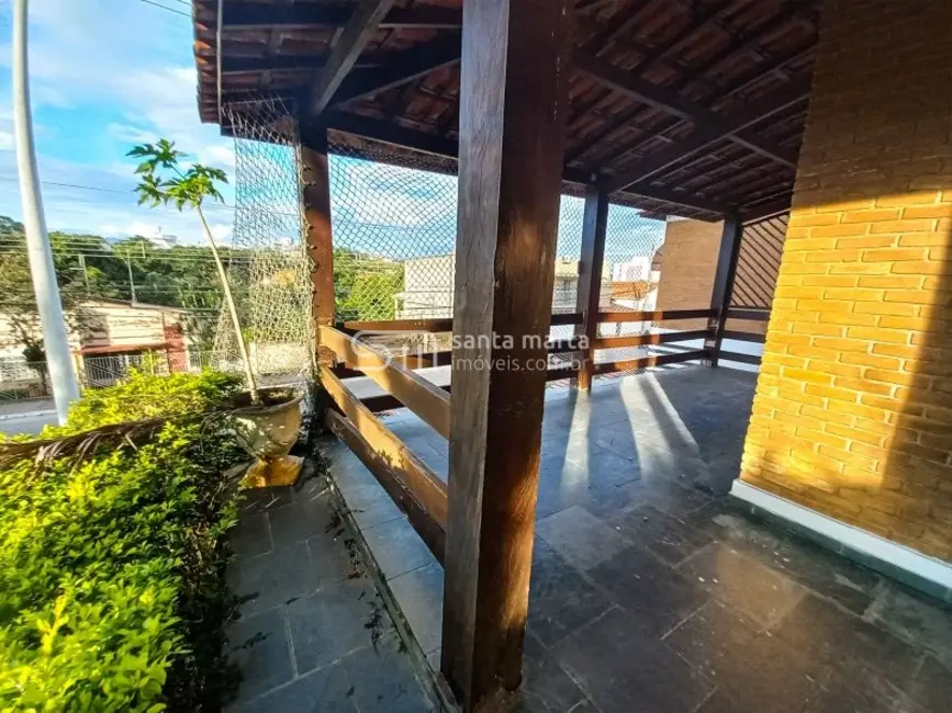 Foto 4 de Sobrado com 3 quartos à venda, 457m2 em Alto da Bela Vista, Cachoeira Paulista - SP
