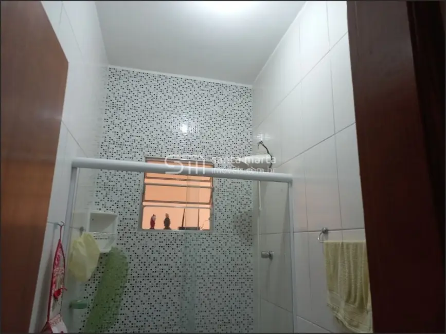 Casa com 2 quartos à venda, 150m2 em Vila Hepacare, Lorena - SP - imagem 8 Foto 8 de Casa com 2 quartos à venda, 150m2 em Vila Hepacare, Lorena - SP