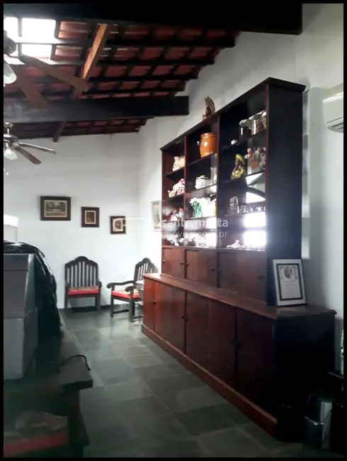 Fazenda / Haras com 6 quartos à venda, 300m2 em Lorena - SP - imagem 5 Foto 5 de Fazenda / Haras com 6 quartos à venda, 300m2 em Lorena - SP