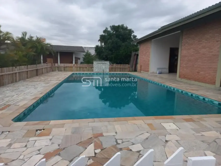 Foto 4 de Chácara com 4 quartos à venda, 4000m2 em Aterrado, Lorena - SP