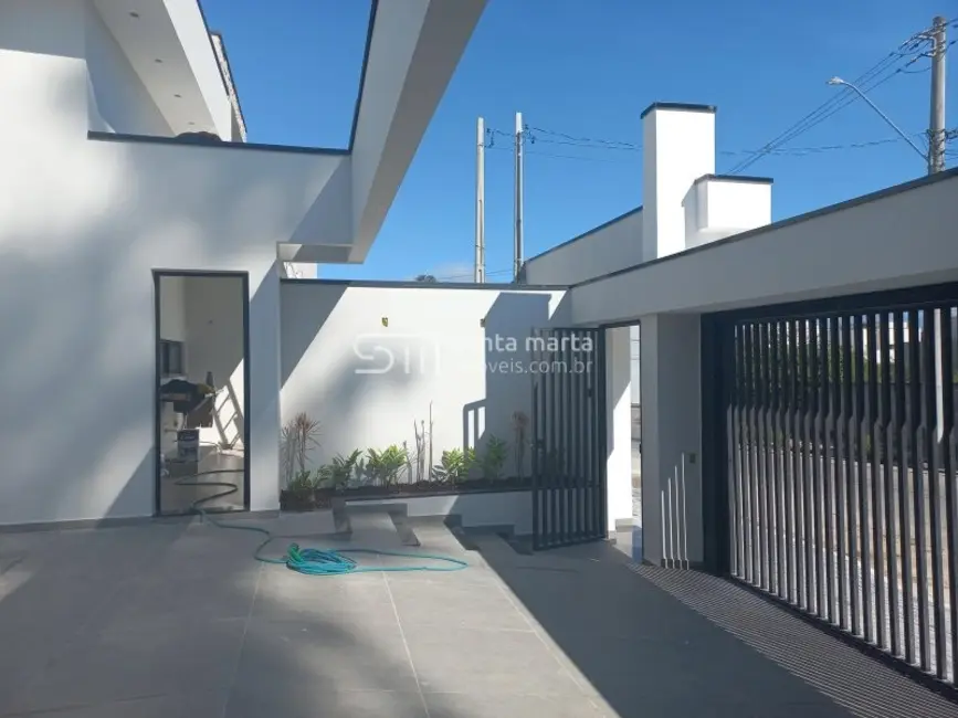 Foto 4 de Casa com 2 quartos à venda, 17m2 em Lorena - SP