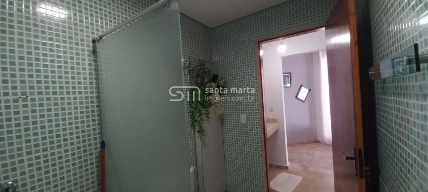 Foto 9 de Casa com 3 quartos à venda, 280m2 em Vila Passos, Lorena - SP