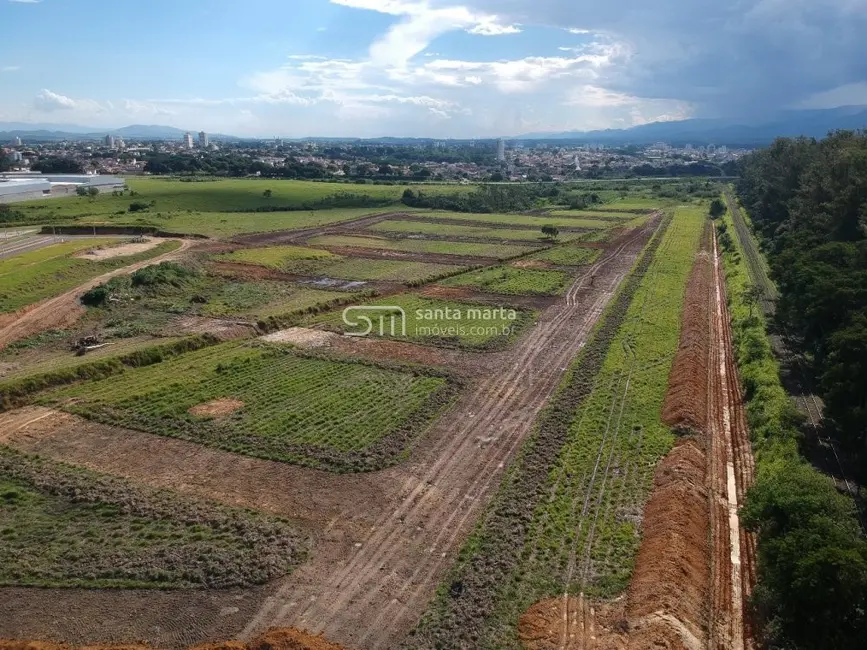 Foto 1 de Terreno / Lote à venda, 175m2 em Lorena - SP