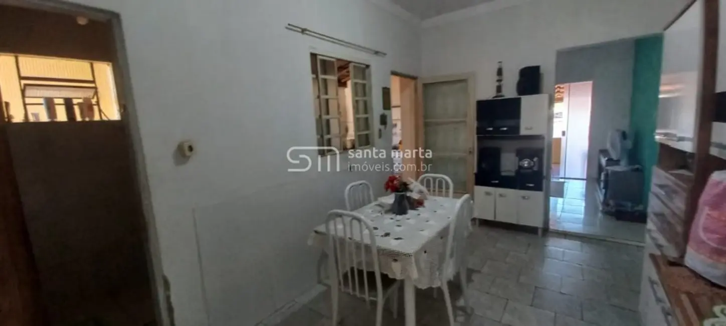 Foto 8 de Casa com 2 quartos à venda, 160m2 em Vila Passos, Lorena - SP