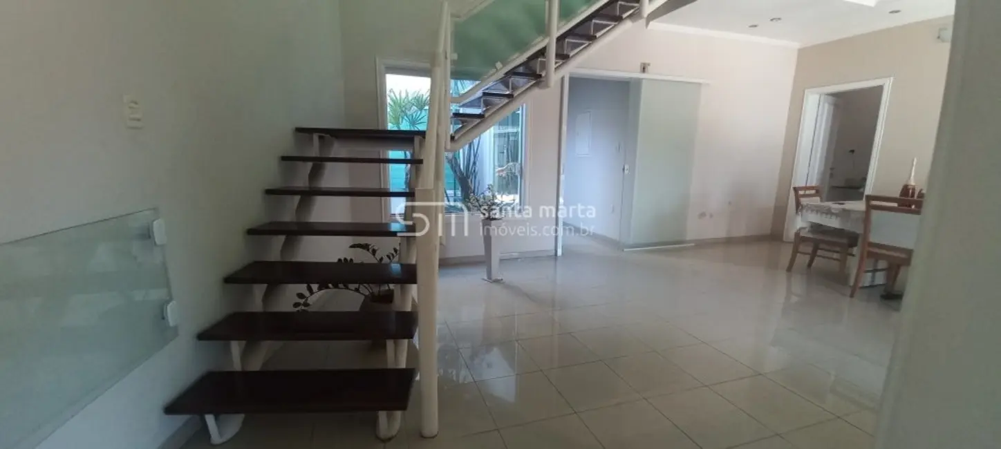 Foto 3 de Sobrado com 3 quartos à venda, 160m2 em Lorena - SP