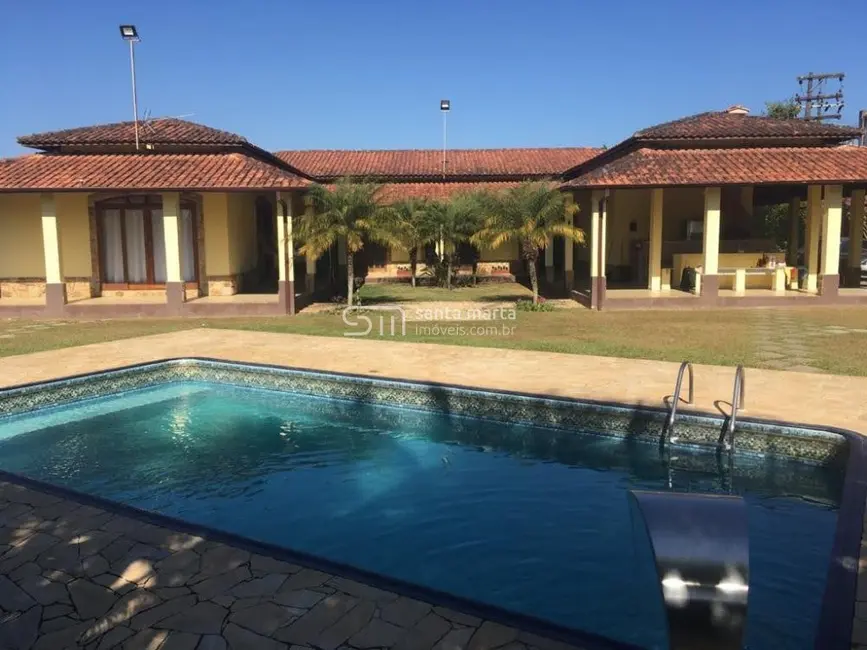 Foto 1 de Chácara com 3 quartos à venda, 160m2 em Aterrado, Lorena - SP