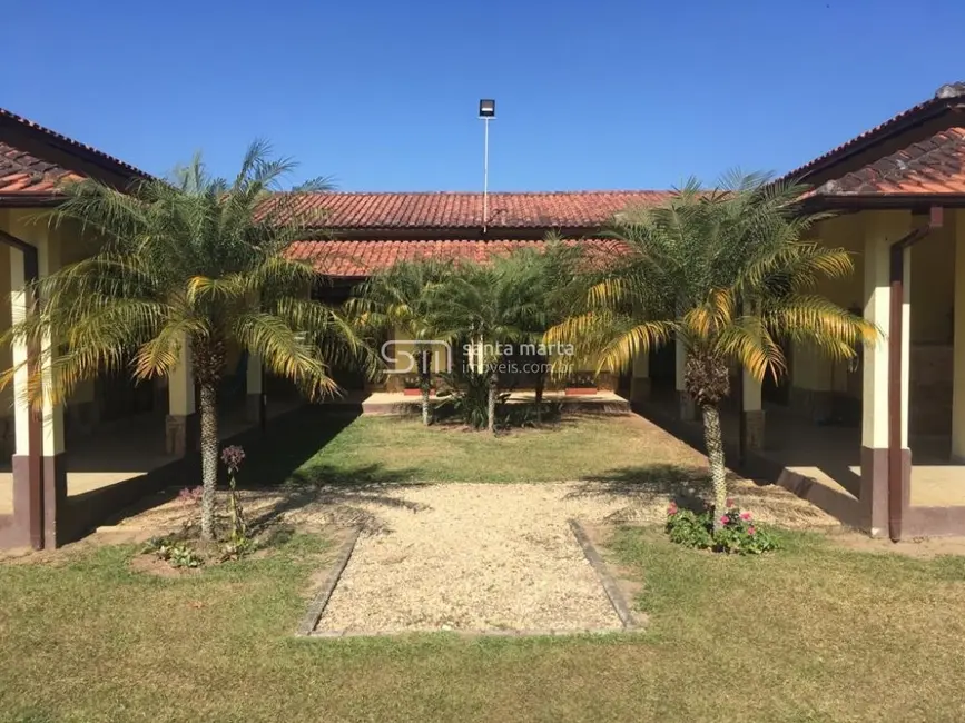 Foto 2 de Chácara com 3 quartos à venda, 160m2 em Aterrado, Lorena - SP