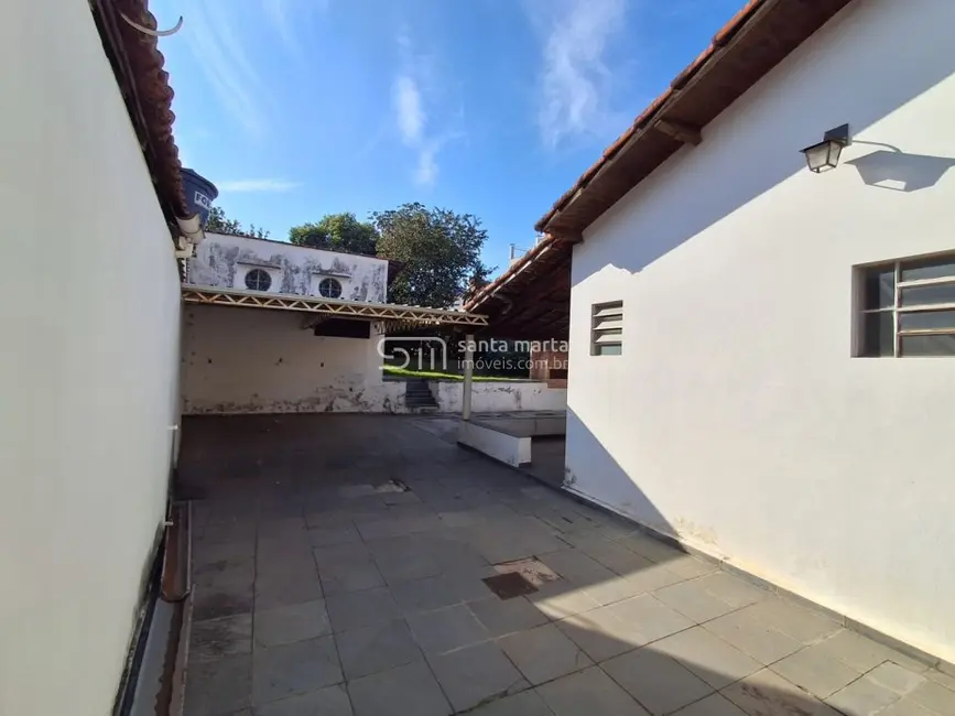 Foto 2 de Casa com 3 quartos à venda, 660m2 em Centro, Cachoeira Paulista - SP