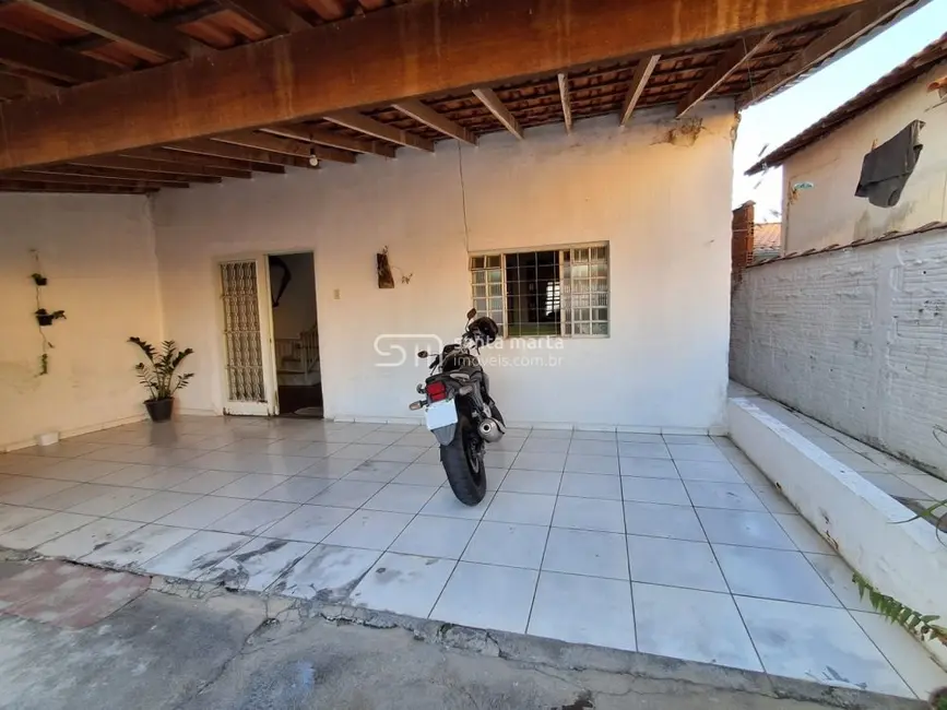 Sobrado com 4 quartos à venda, 300m2 em Cruz, Lorena - SP - imagem 3 Foto 3 de Sobrado com 4 quartos à venda, 300m2 em Cruz, Lorena - SP