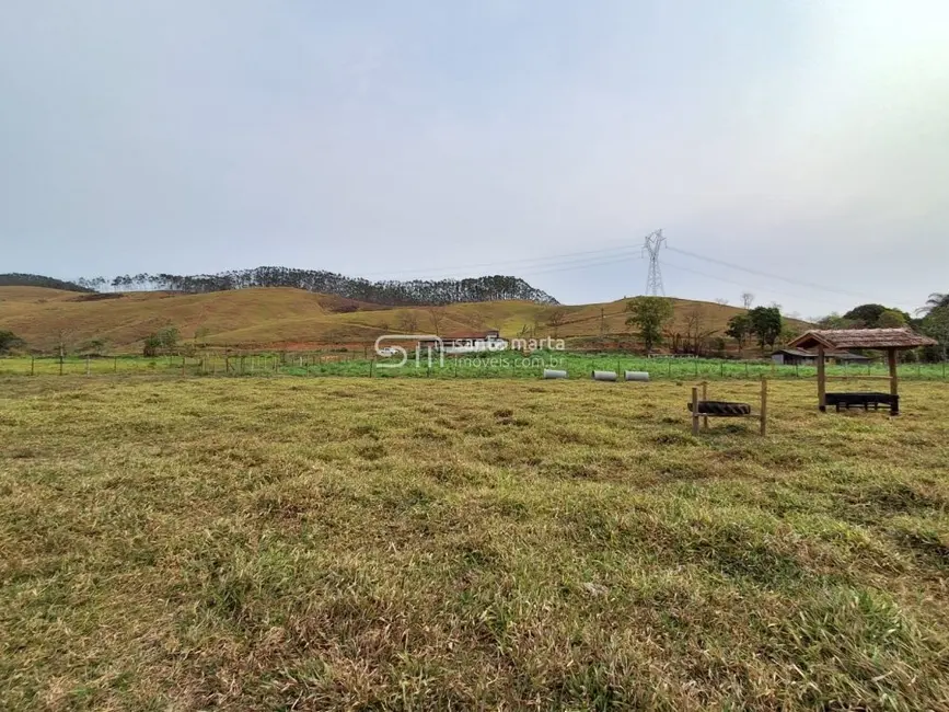 Foto 2 de Fazenda / Haras com 3 quartos à venda, 86m2 em Silveiras - SP
