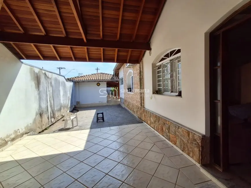 Foto 5 de Casa com 3 quartos à venda, 360m2 em Vila Hepacare, Lorena - SP
