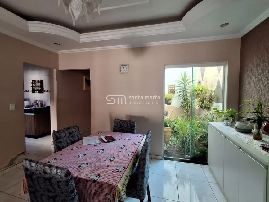 Casa com 2 quartos à venda, 405m2 em Lorena - SP - imagem 7 Foto 7 de Casa com 2 quartos à venda, 405m2 em Lorena - SP