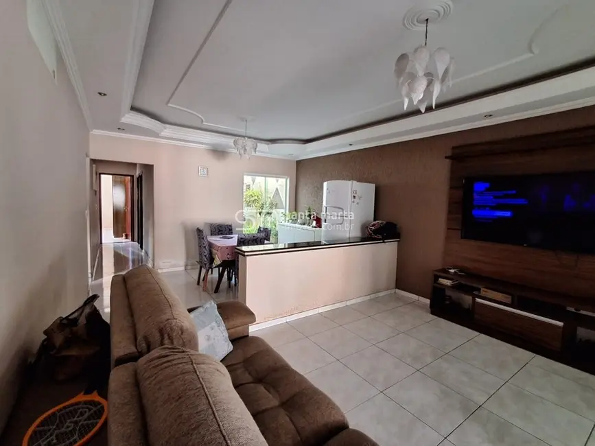 Casa com 2 quartos à venda, 405m2 em Lorena - SP - imagem 3 Foto 3 de Casa com 2 quartos à venda, 405m2 em Lorena - SP