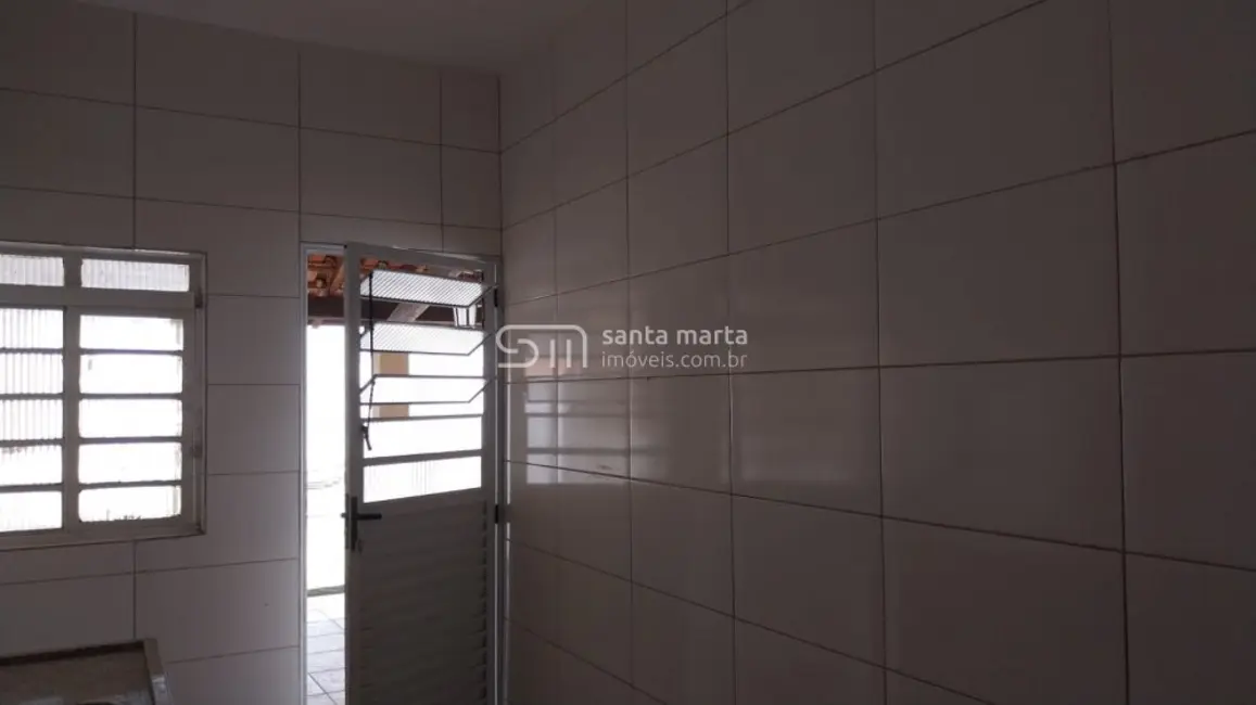 Foto 6 de Casa com 3 quartos à venda, 148m2 em Vila Geny, Lorena - SP