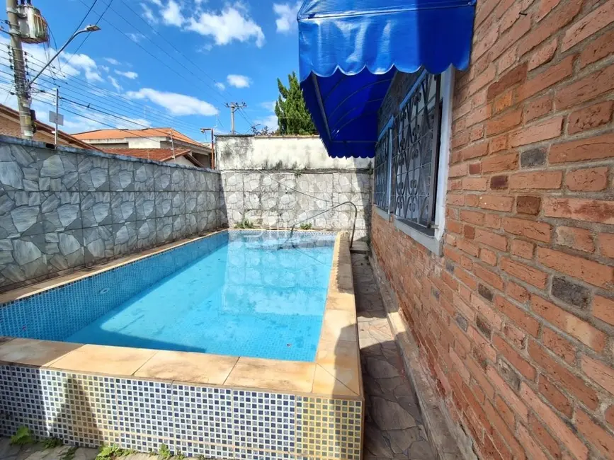 Foto 2 de Casa com 3 quartos à venda, 320m2 em Centro, Lorena - SP