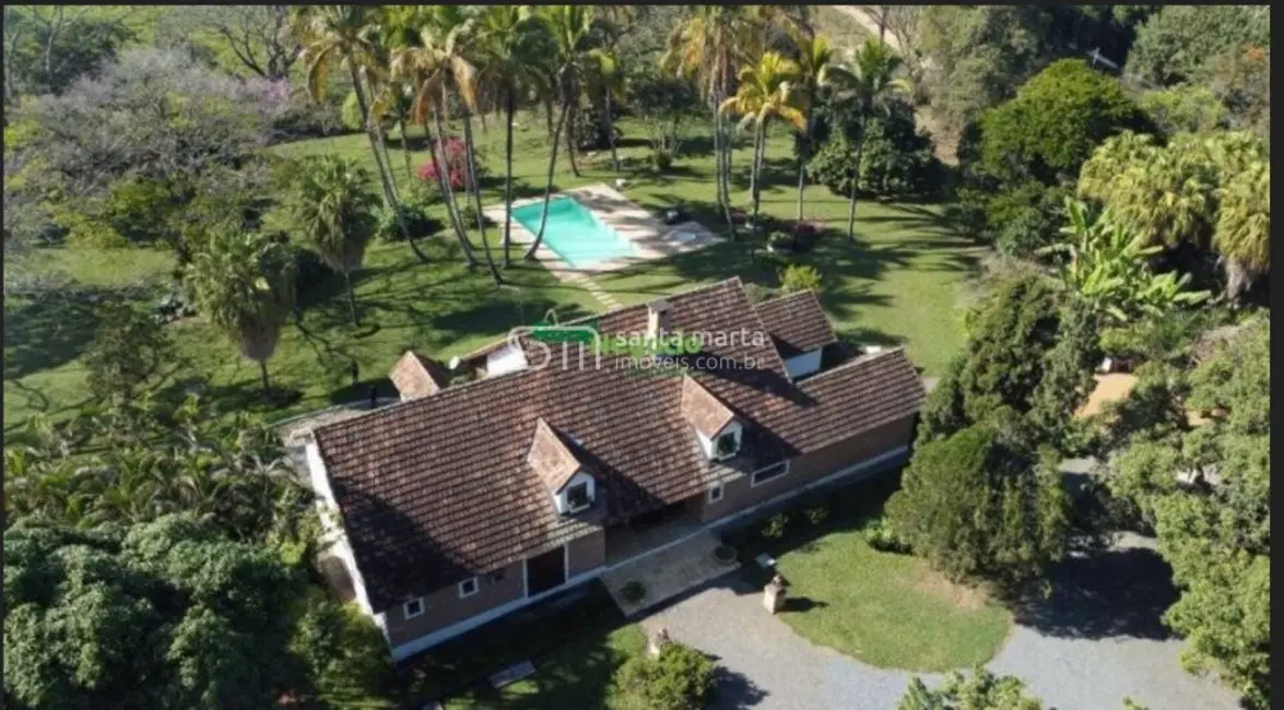 Fazenda / Haras com 7 quartos à venda em Pindamonhangaba - SP - imagem 1 Foto 1 de Fazenda / Haras com 7 quartos à venda em Pindamonhangaba - SP