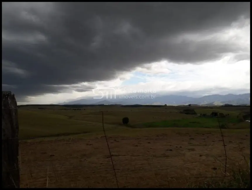 Foto 8 de Chácara à venda, 300m2 em Embaú, Cachoeira Paulista - SP