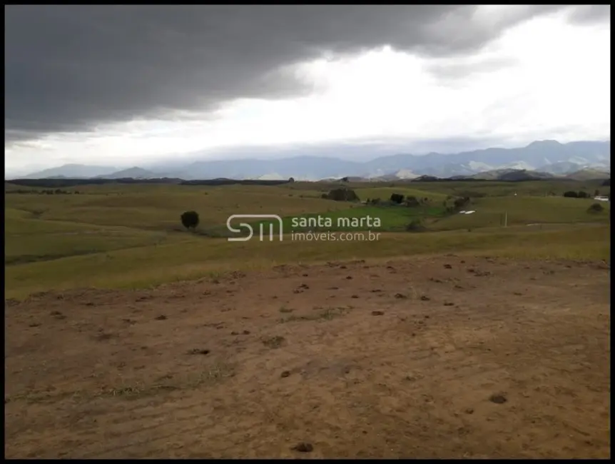 Foto 3 de Chácara à venda, 300m2 em Embaú, Cachoeira Paulista - SP